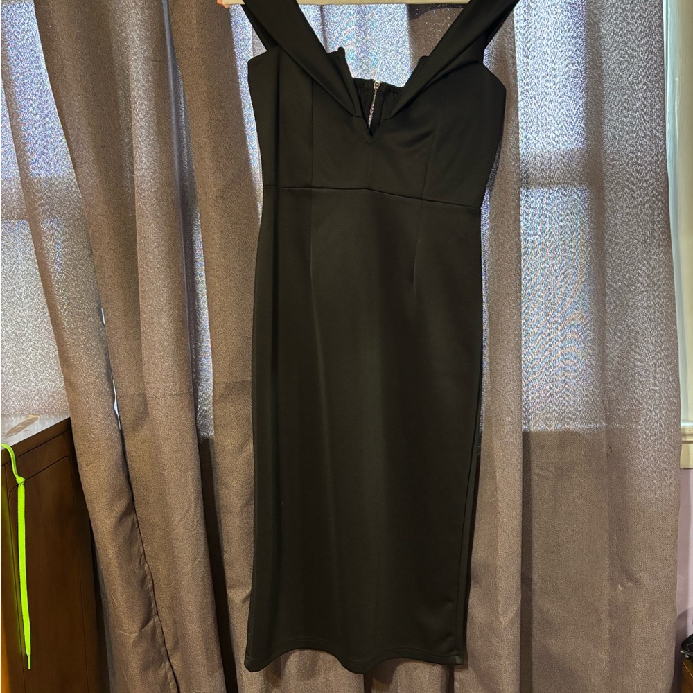 Elegant Black Dress